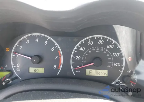 2013 Toyota Corolla L z USA, uszkodzony, nr VIN 2T1BU4EE2DC005771